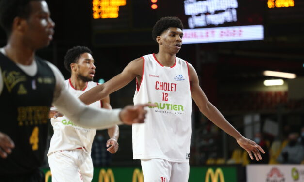 Lucas Dufeal signe son premier contrat pro avec Cholet Basket
