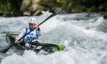 Canoë-kayak : L’équipe de France féminine de K4 trouve à Angers, son lieu d’entraînement exclusif.