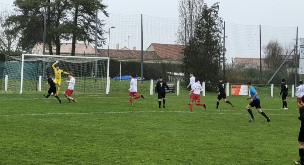 En coupe de l’Anjou, Liré-Drain sort avec les honneurs face à Beaucouzé !