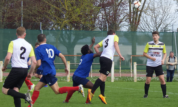 Deux mi-temps et deux ambiances.