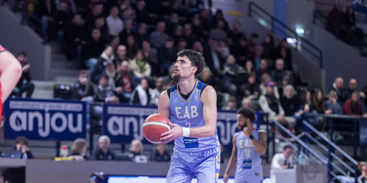 NM1 (J22) : Grande prestation collective de l’EAB face à Challans !