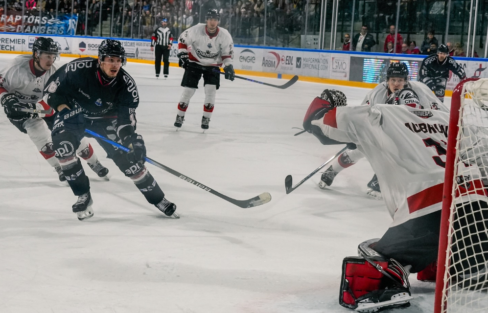 LM (M1) : Angers se fait surprendre d’entrée par Chamonix, dans le match 1 des play-offs !