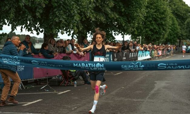 Inès-Marie DUCANCELLE, victorieuse du marathon de la Loire chez les femmes.