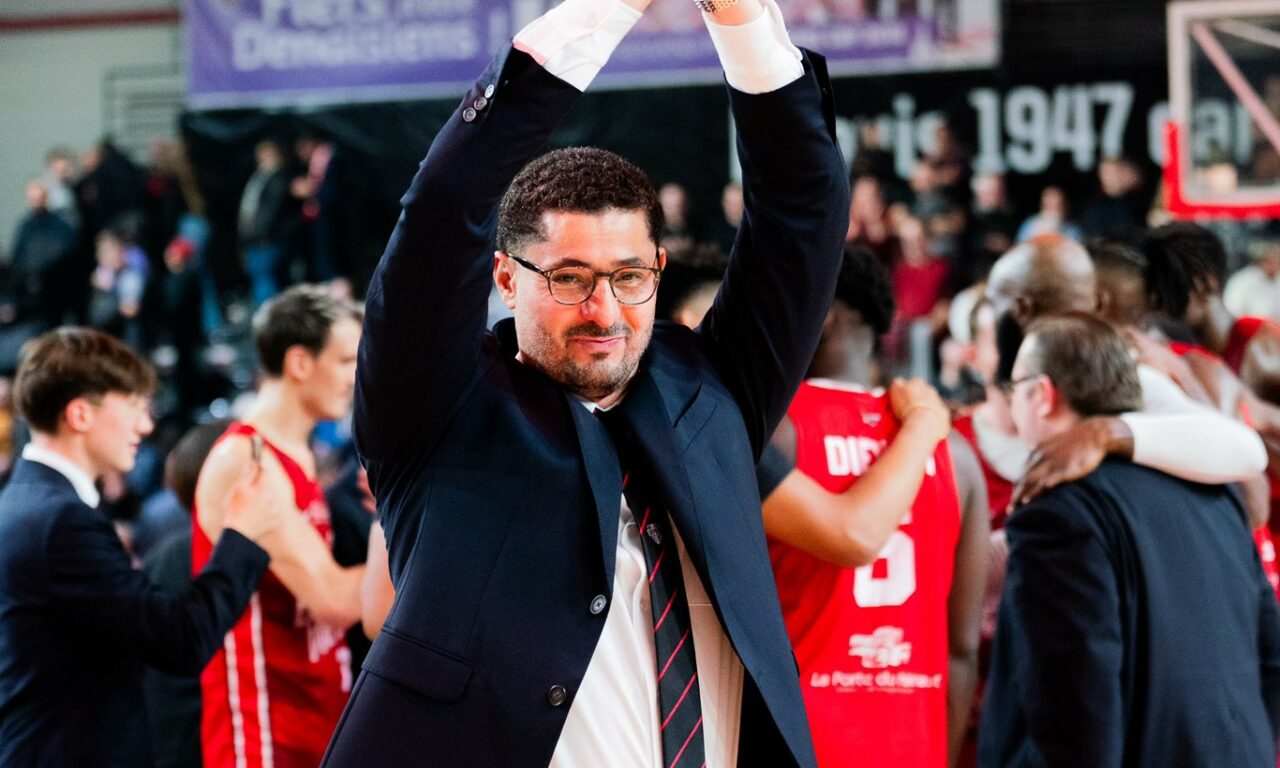 Nouveau sélectionneur de l’Algérie, Ali Bouziane veut retrouver le plus haut niveau avec la sélection.