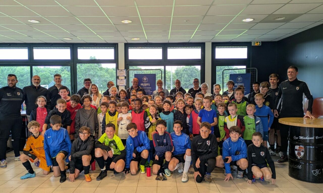 Benjamin Desbourdes : « Faire grandir l’école de foot, c’est ce qui motive mon quotidien »