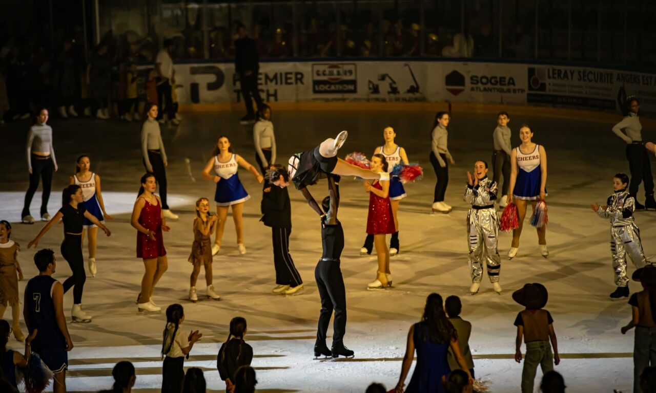 De la glace pour tous : l’ASGA démocratise le patinage artistique à Angers