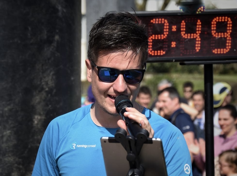 Alexis Froger, un passionné de course à pied, avec la triple casquette.