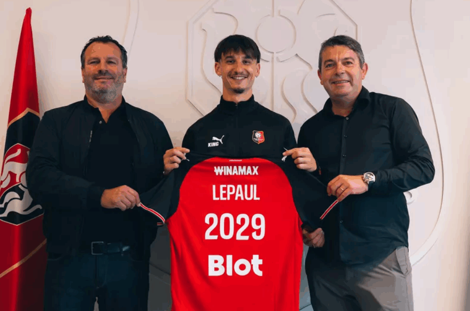 Estéban LEPAUL, nouveau numéro 9 du Stade Rennais !