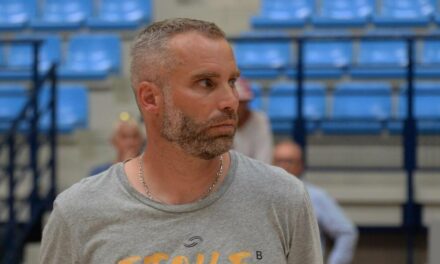 John DELAY, coach de l’EAB, revient sur son parcours et sur ses ambitions.