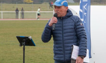 Alain DOHIN, la voix du semi-marathon de Beaufort-en-Anjou.