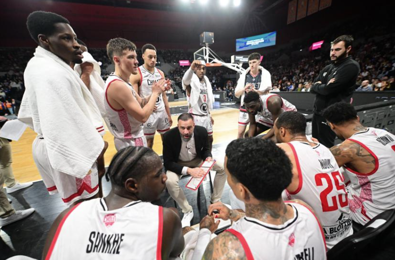 Nanterre a réussit un incroyable come-back en s’imposant au finish face à Cholet Basket