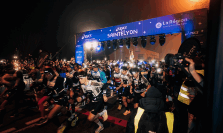 ASICS SAINTELYON 2025 : UN WEEKEND RICHE SUR ET EN DEHORS DES SENTIERS POUR ASICS !