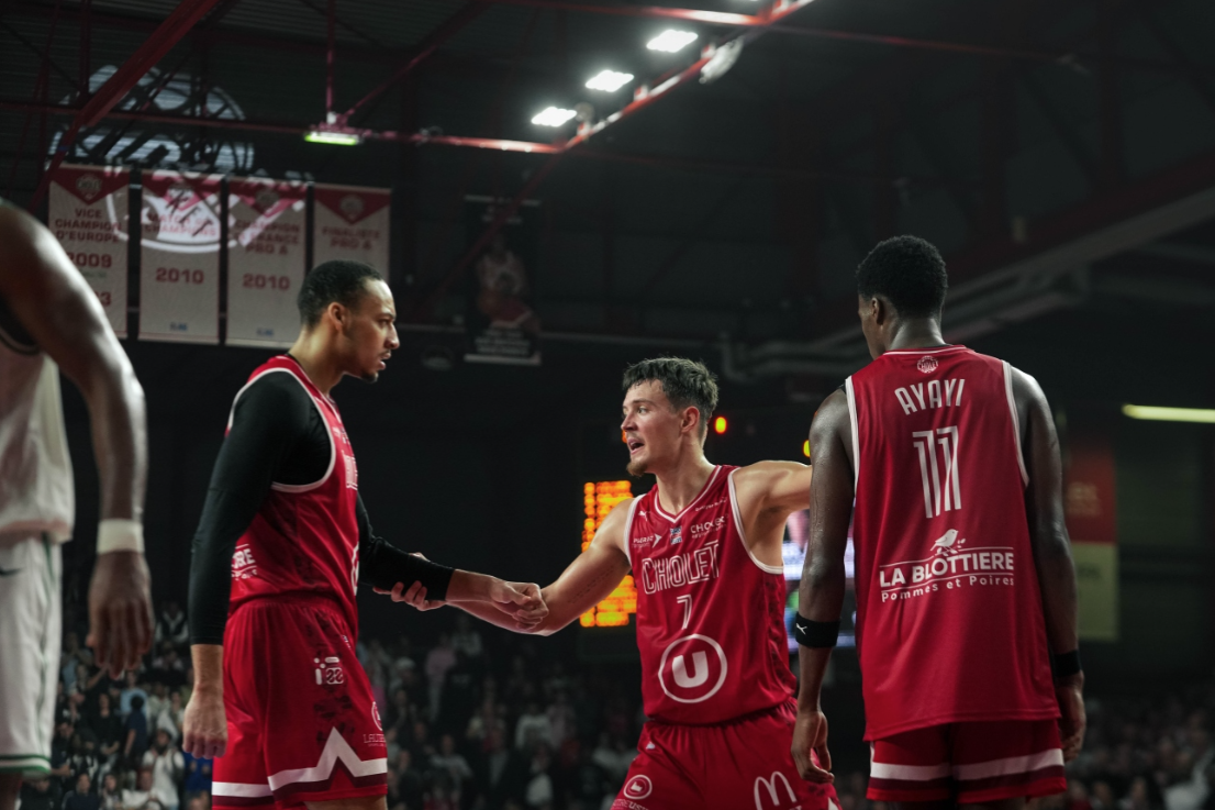 Cholet Basket renoue avec la victoire au courage et au mental face à Limoges, dans un final à couper le souffle !