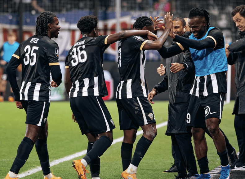 Angers SCO : Plus petit budget de Ligue 1, mais proche du maintien.