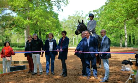 Une carrière 100 % bois inaugurée au parc de l’Isle Briand : une première au service des sols  équestres de demain