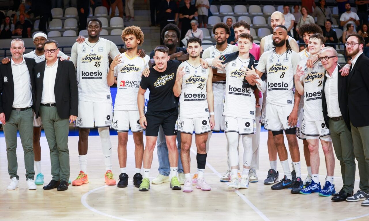 Basket NM1 : John DELAY revient sur une saison sous pression à Angers