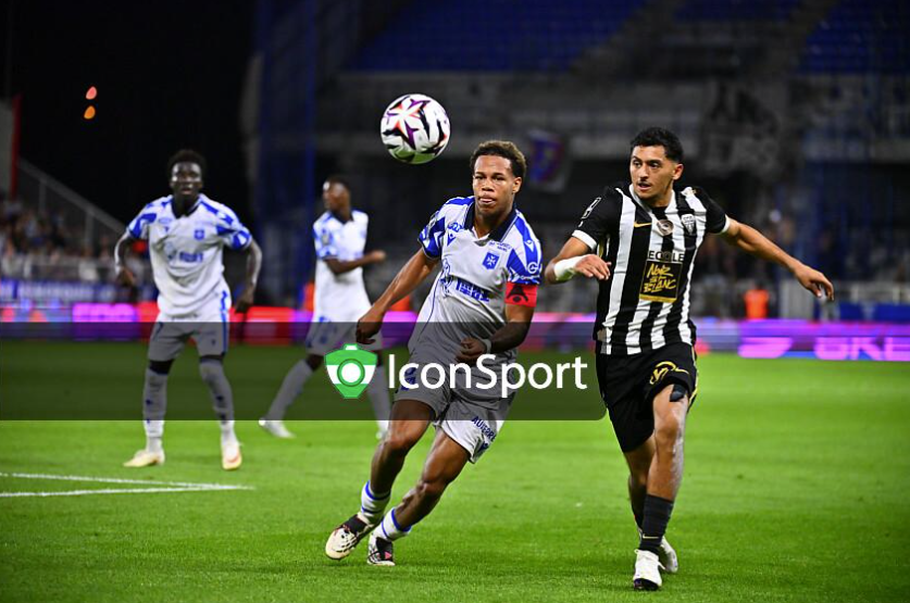 Angers SCO renverse Auxerre et lance sa saison : une victoire capitale dans la course au maintien !
