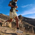Test running : Kiprun Kipsummit Race, la supershoe carbone de Decathlon qui veut accélérer le trail