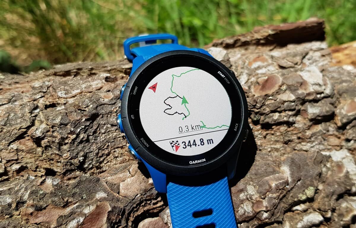Montre GPS : pourquoi elle est devenue l’alliée incontournable des sportifs