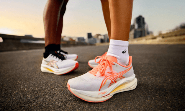 ASICS présente la collection RISE & SHINE et la nouvelle chaussure SONICBLAST 2