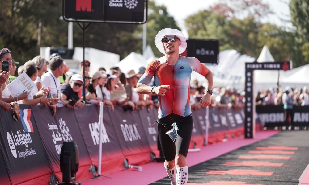 TRIATHLON : À 23 ANS, JULES-THÉO ROBIN, ÉTUDIANT À ANGERS, DÉCROCHE SON BILLET POUR LES MONDIAUX IRONMAN À HAWAÏ !